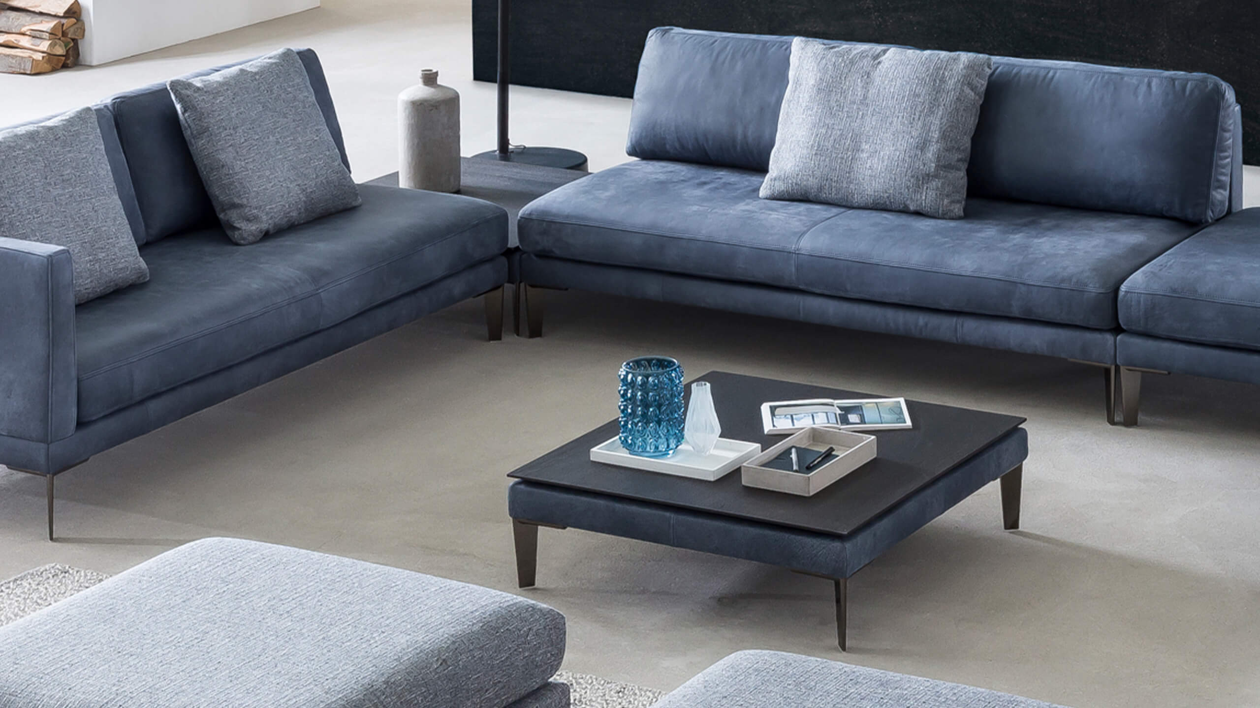 Saga Tisch im Wohnraum