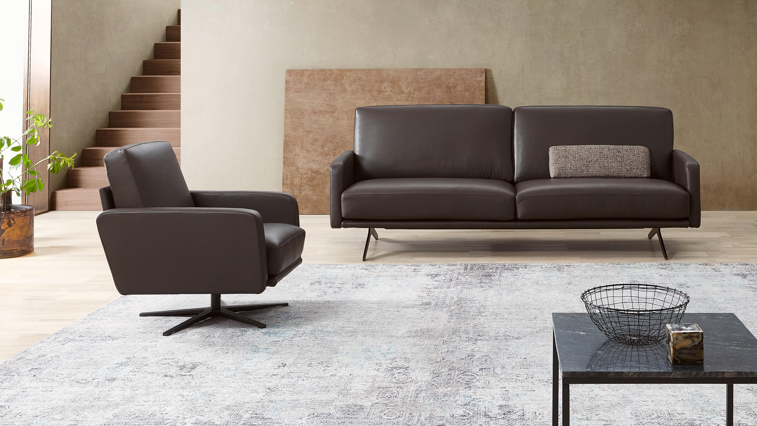 Cilia Sessel und Sofa Leder braun 