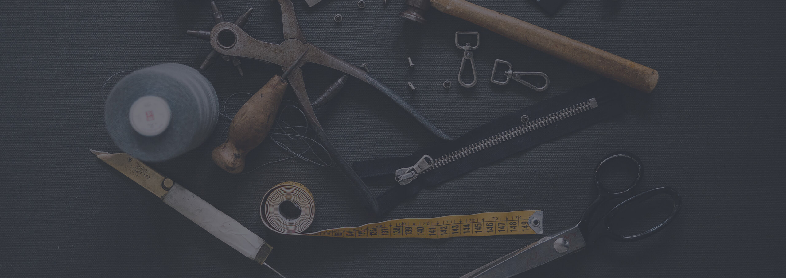 Werkzeuge Lederarbeit